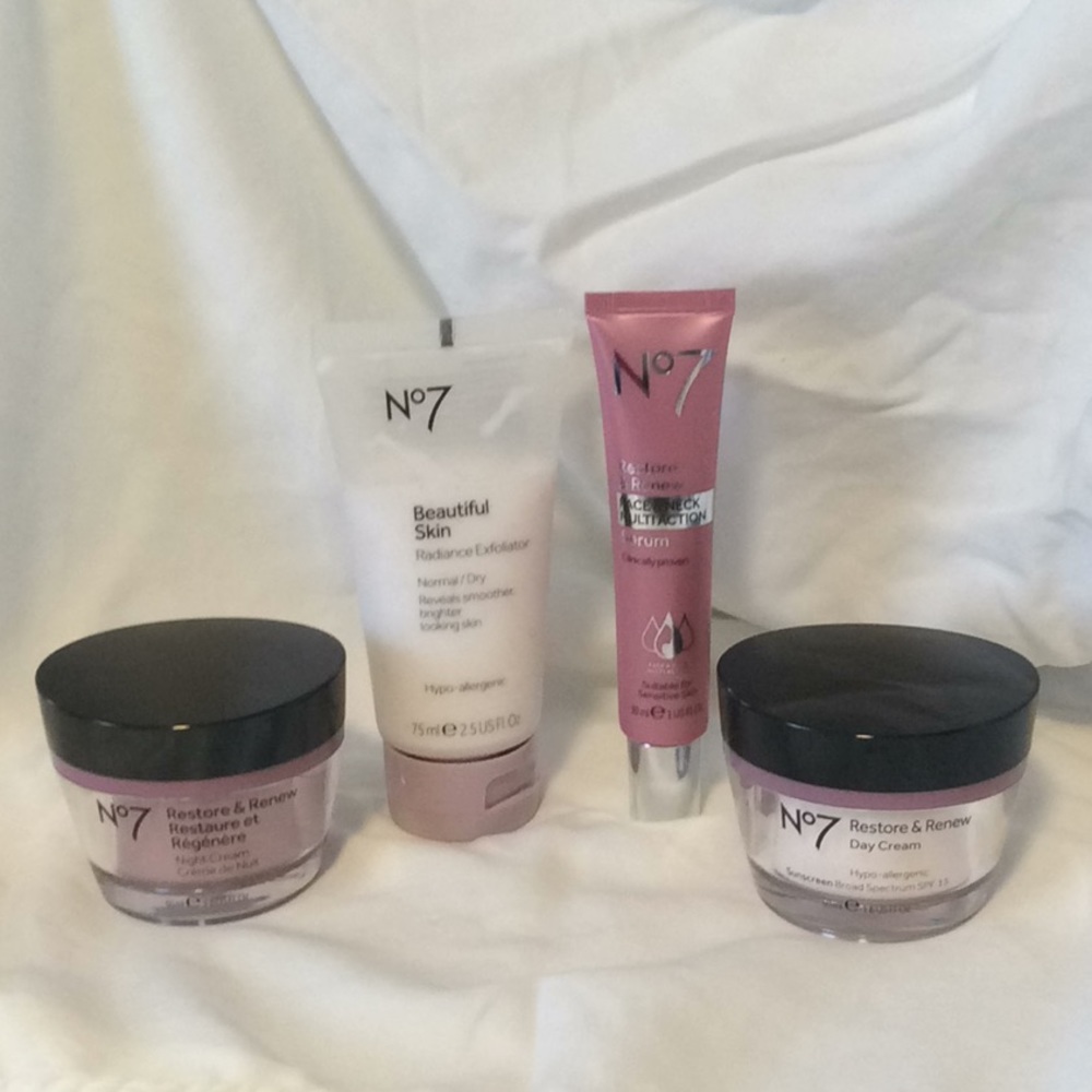 No7 Restore and Renew Set, Day/Night Cream & Serum